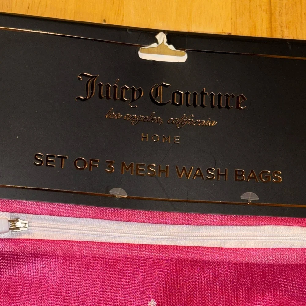 🎀 Juicy Couture Mesh Laundry Bags